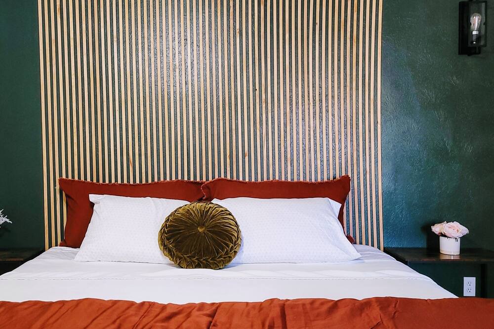 Photo of Bedroom in Lawton
