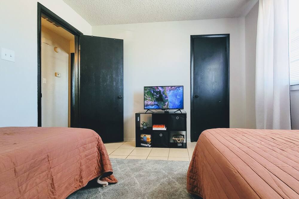 Photo of Bedroom in Lawton