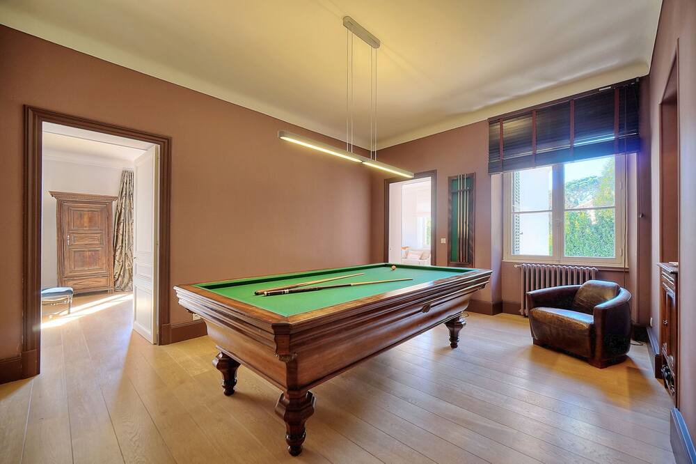 Photo of Bedroom in Cannes La Bocca