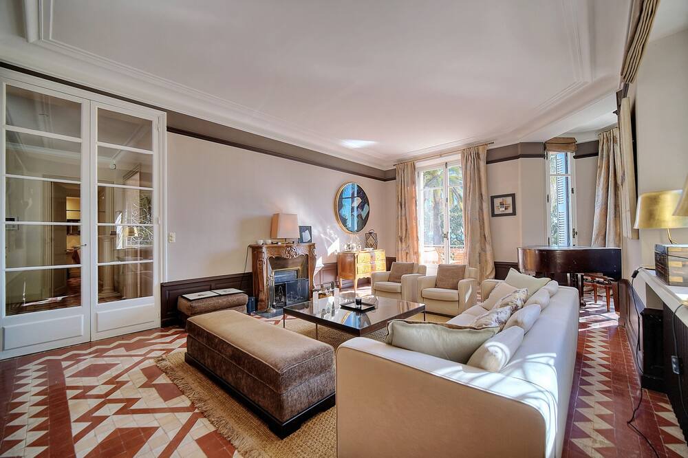 Photo of Livingroom in Cannes La Bocca