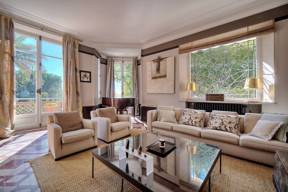 Photo of Livingroom in Cannes La Bocca