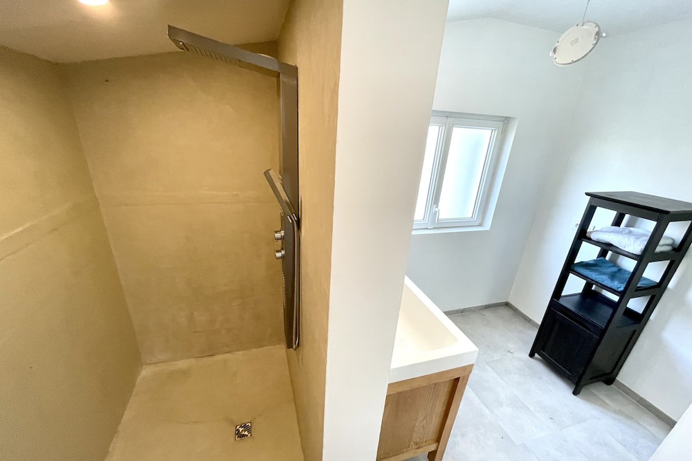 Photo of Bedroom in Braud-et-Saint-Louis