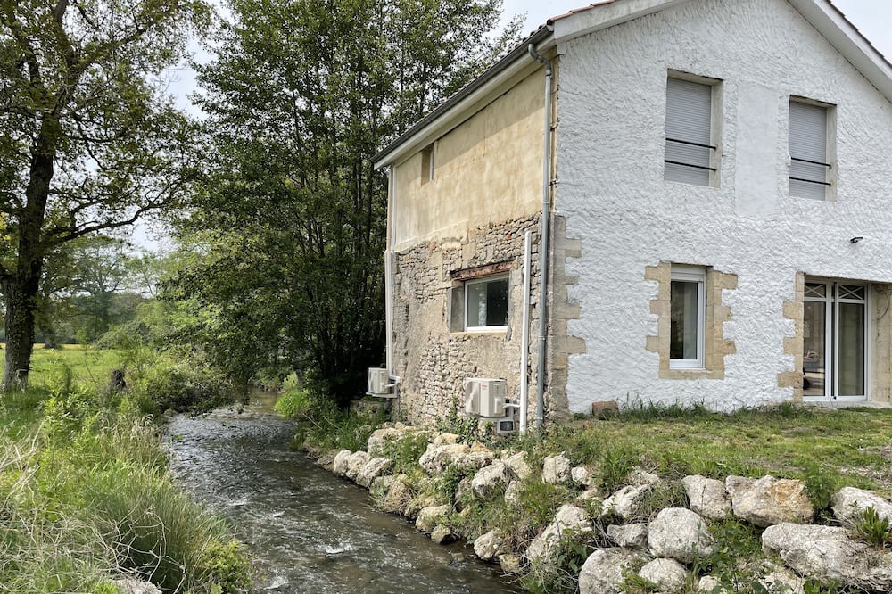 Photo of Outdoor in Braud-et-Saint-Louis