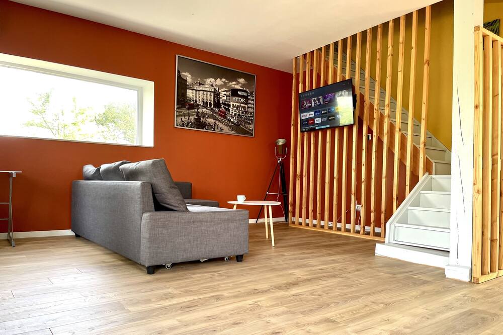 Photo of Livingroom in Braud-et-Saint-Louis