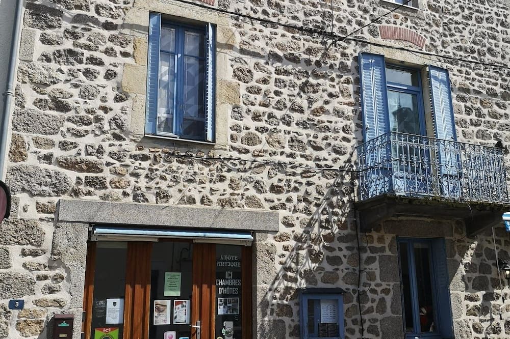 Photo of Outdoor in Le Mayet-de-Montagne