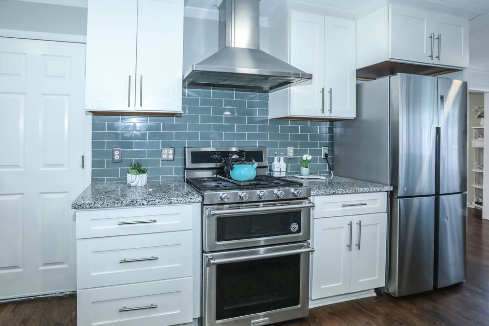 Photo of Kitchen in Lea Manor