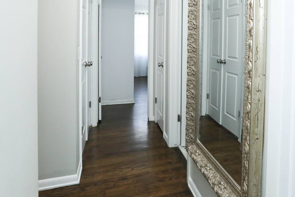 Photo of Others in Lea Manor