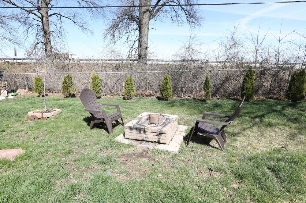 Photo of Outdoor in Lea Manor