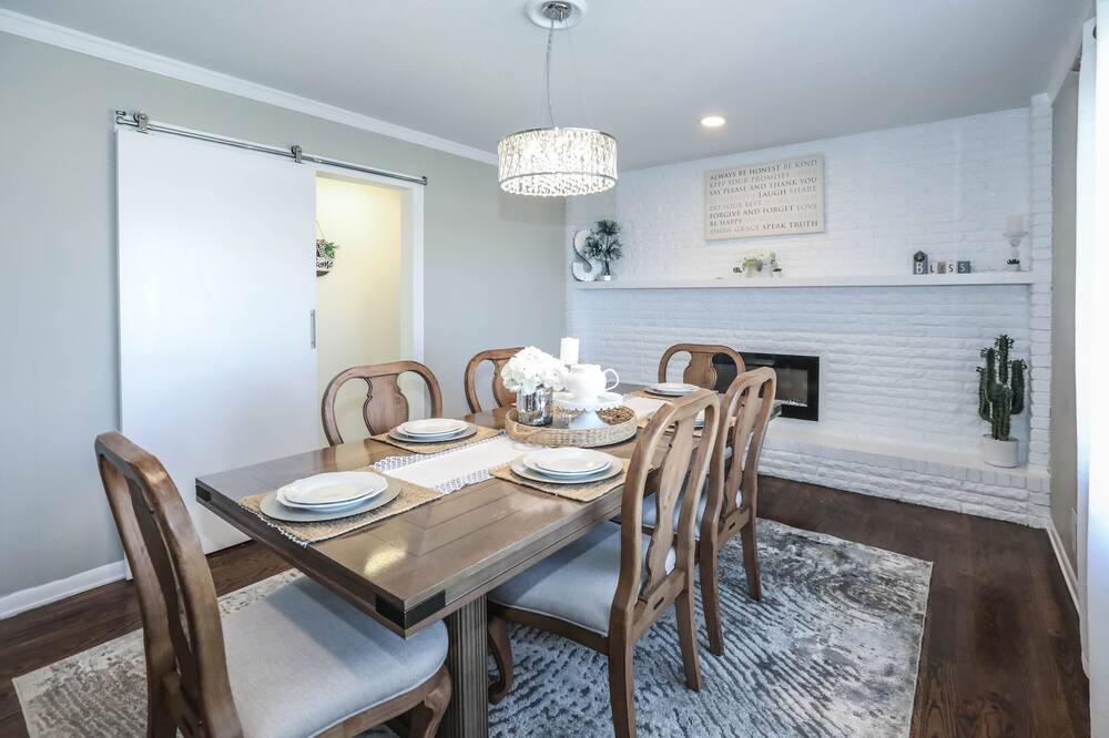 Photo of Kitchen in Lea Manor