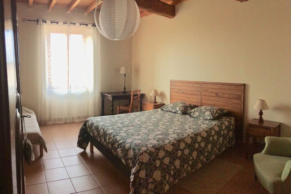 Photo of Bedroom in Gimat