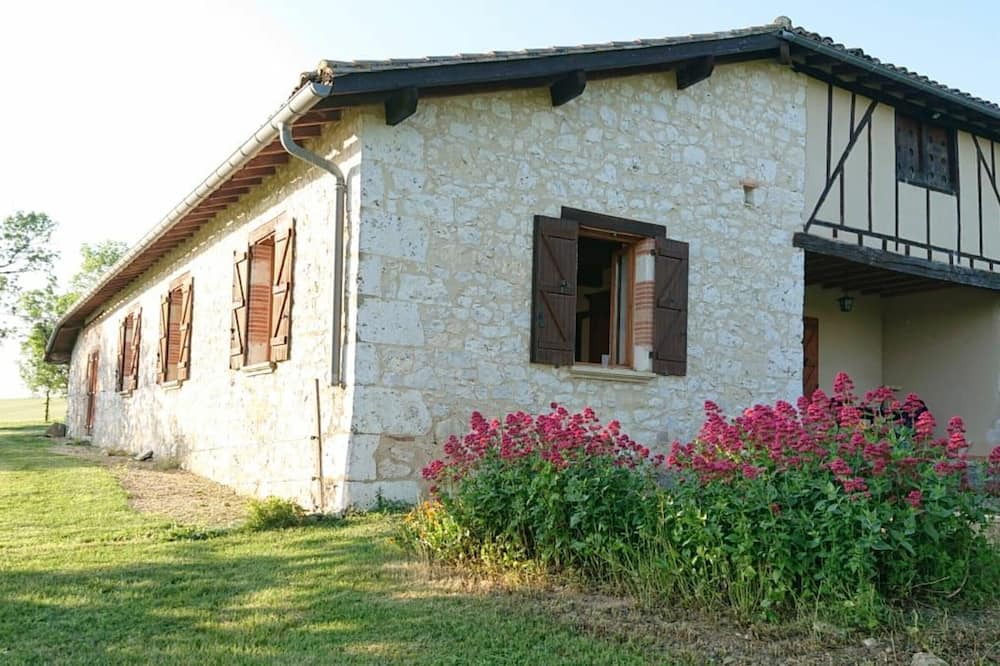 Photo of Outdoor in Gimat