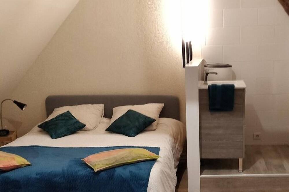 Photo of Bedroom in Le Bon Sauveur