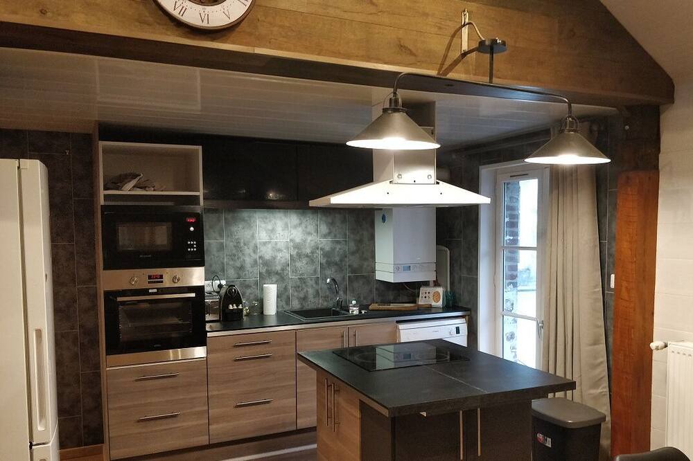 Photo of Kitchen in Le Bon Sauveur