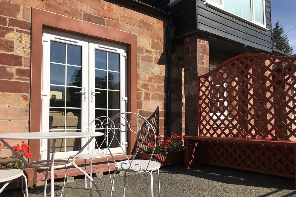 Photo of Patio Balcony in West Linton