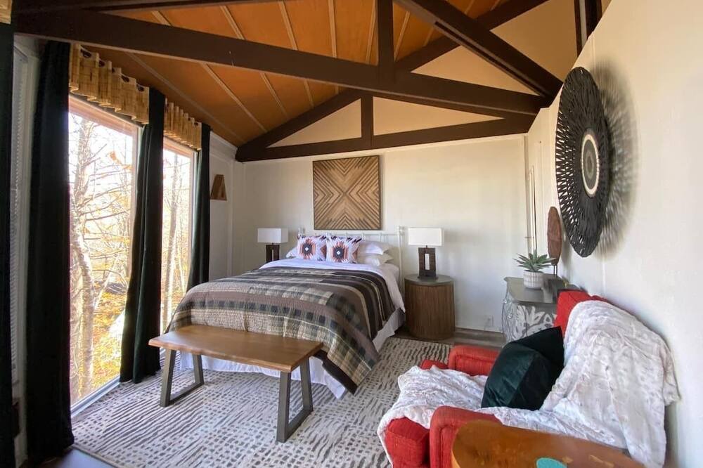 Photo of Bedroom in Beech Mountain