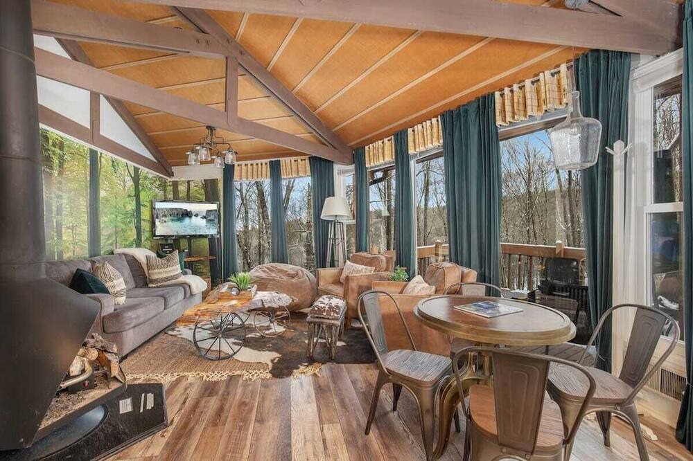 Photo of Others in Beech Mountain