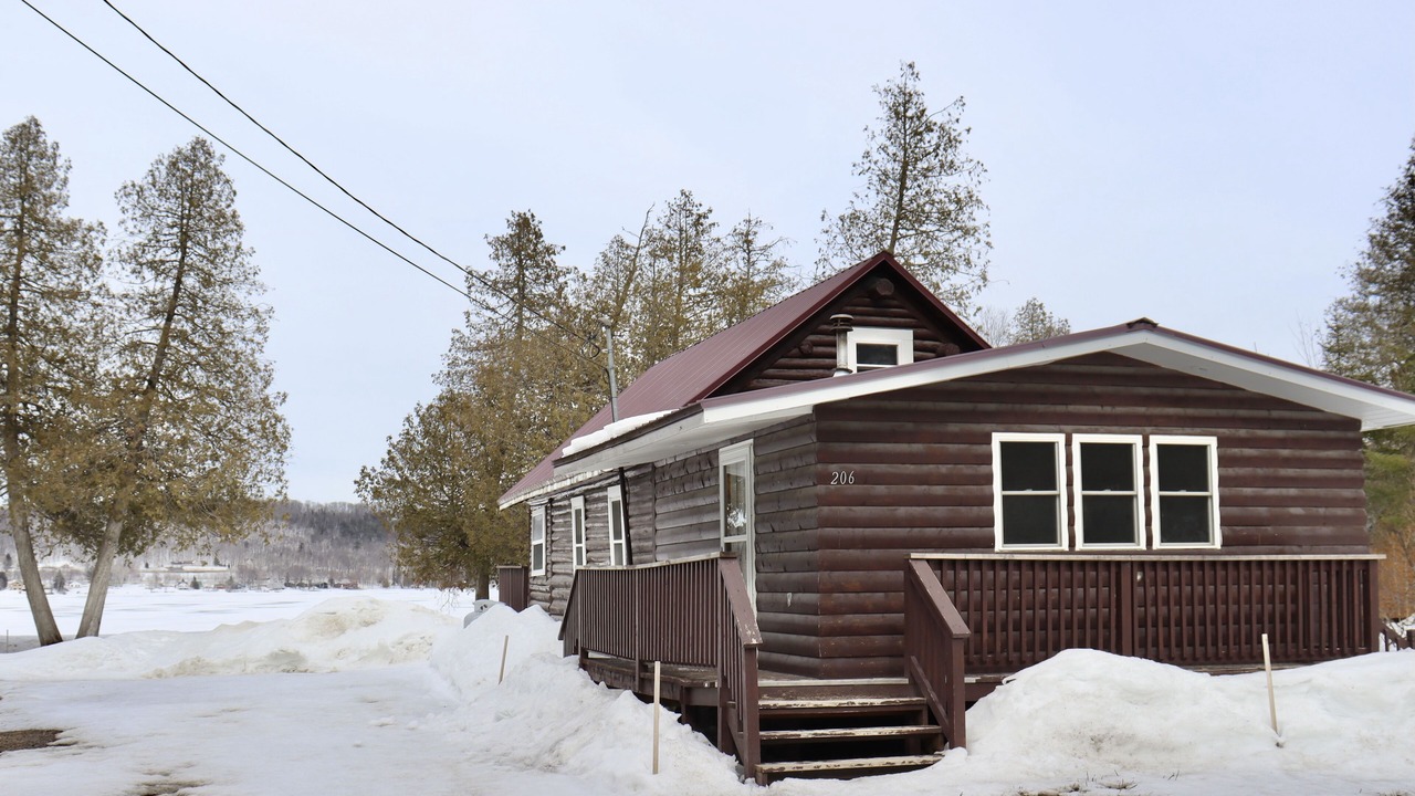 Photo of Outdoor in Portage Lake