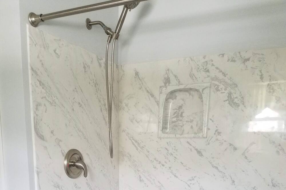 Photo of Bathroom in Marmora