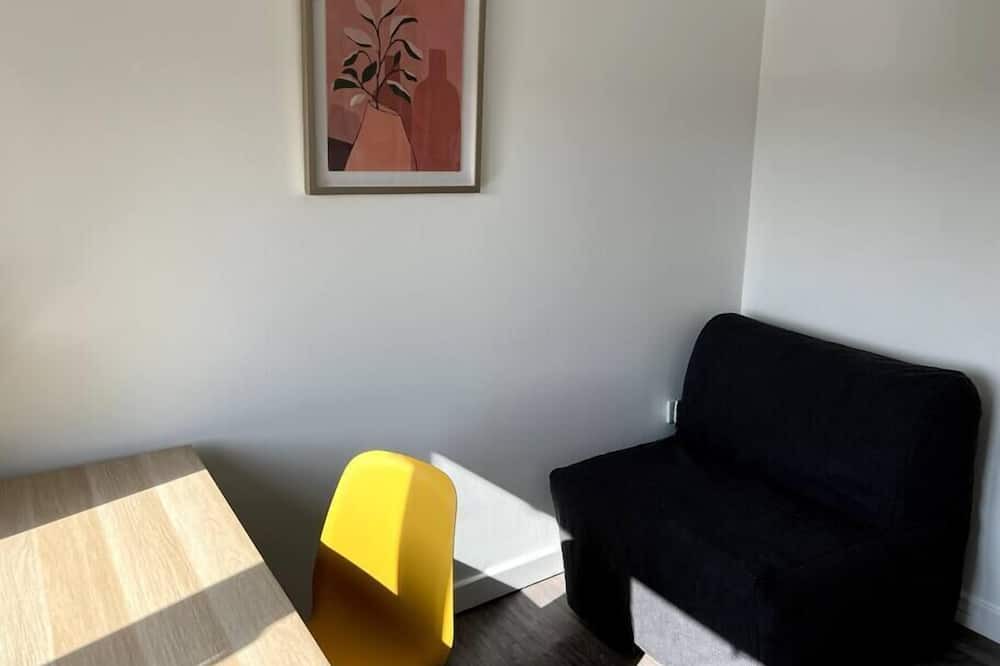 Photo of Livingroom in Ibstock