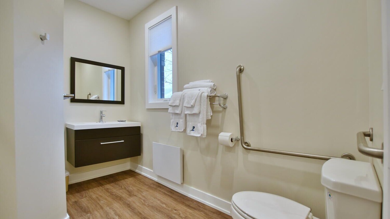 Photo of Bathroom in Meaford