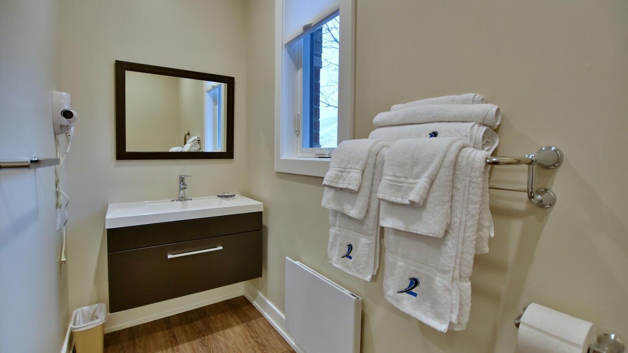 Photo of Bathroom in Meaford