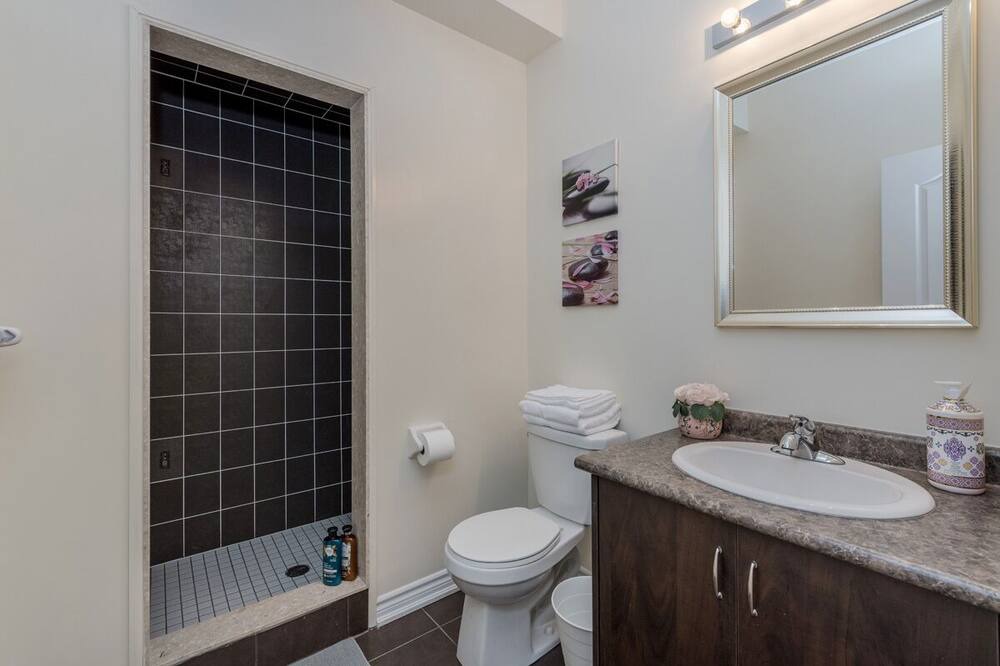Photo of Bathroom in Innisfil