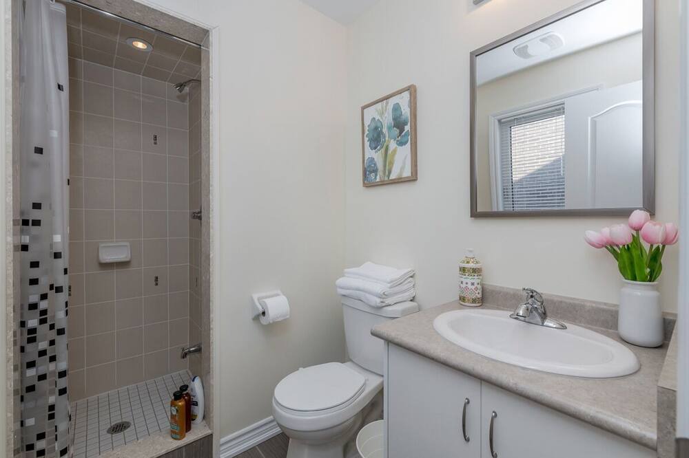 Photo of Bathroom in Innisfil