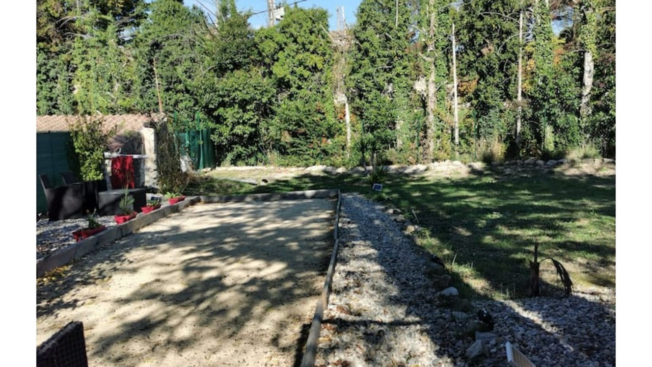 Photo of Outdoor in Saint-Andre-de-Cruzieres