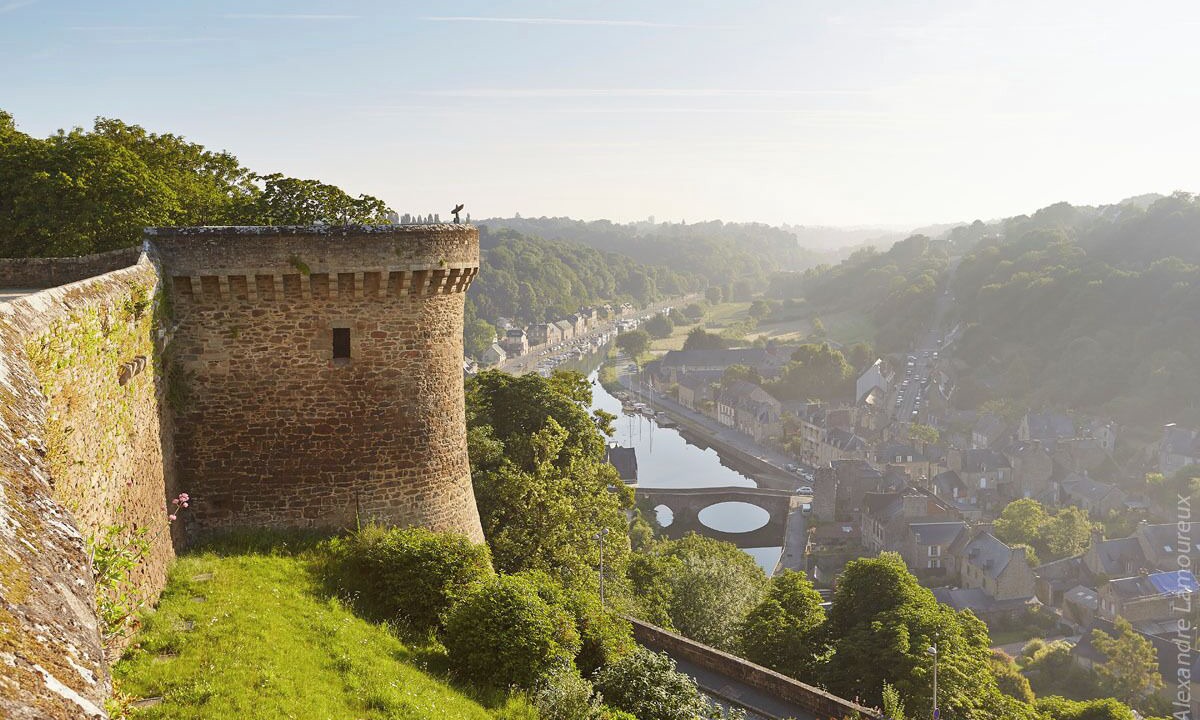 Photo of Others in Dinan