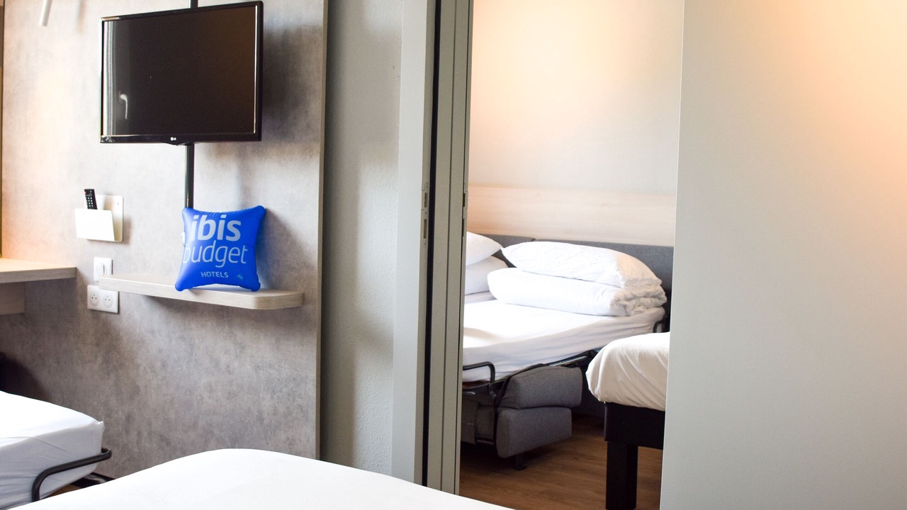 Photo of Bedroom in Millau
