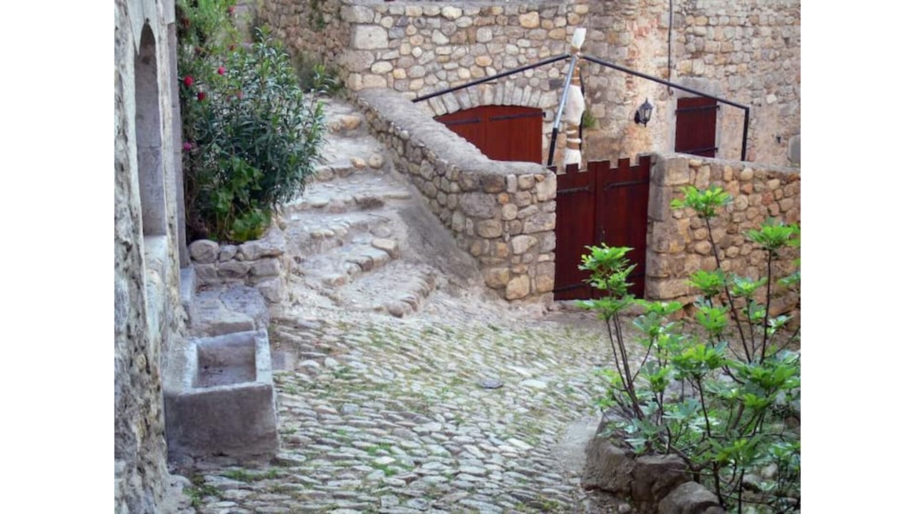 Photo of Outdoor in Saint-Andre-de-Cruzieres