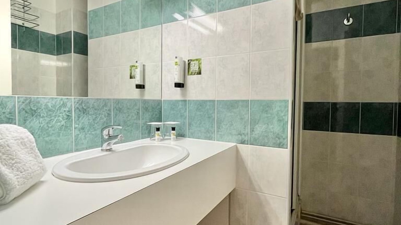 Photo of Bathroom in Saint-Pere-sur-Loire