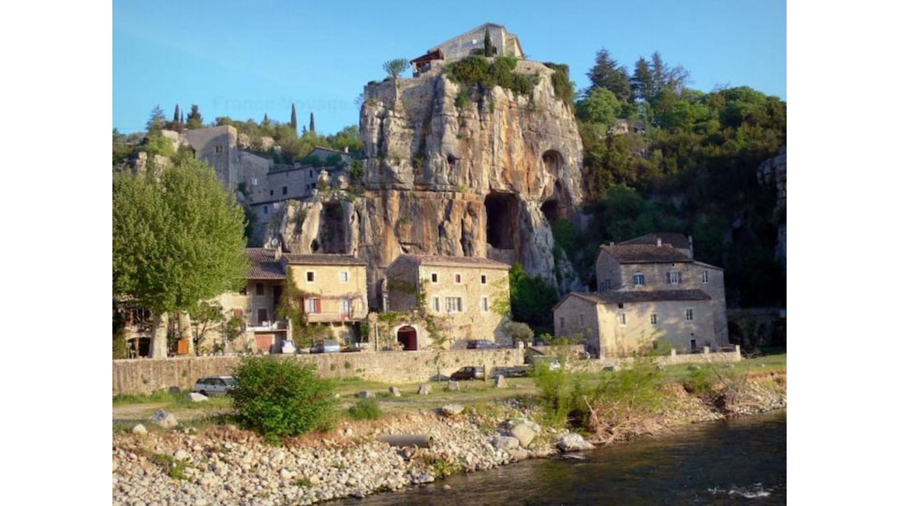 Photo of Outdoor in Saint-Andre-de-Cruzieres