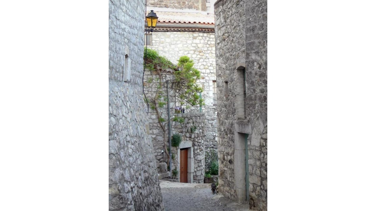 Photo of Outdoor in Saint-Andre-de-Cruzieres