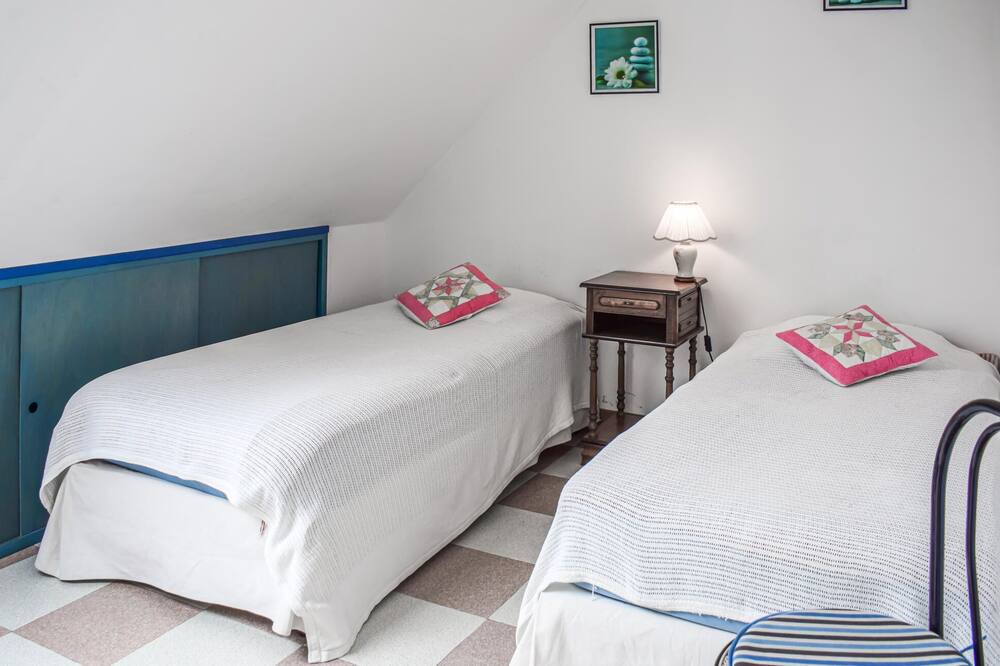 Photo of Bedroom in Trelevern