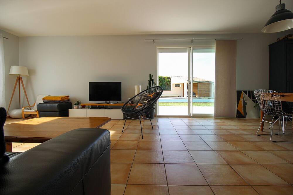 Photo of Livingroom in Castelnau-de-Levis