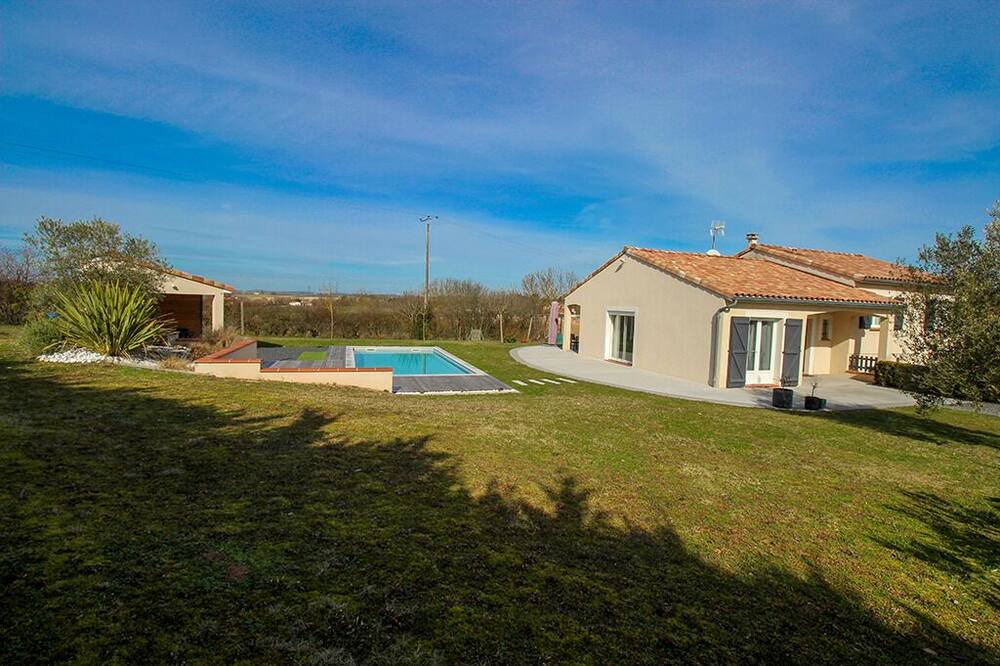 Photo of Others in Castelnau-de-Levis