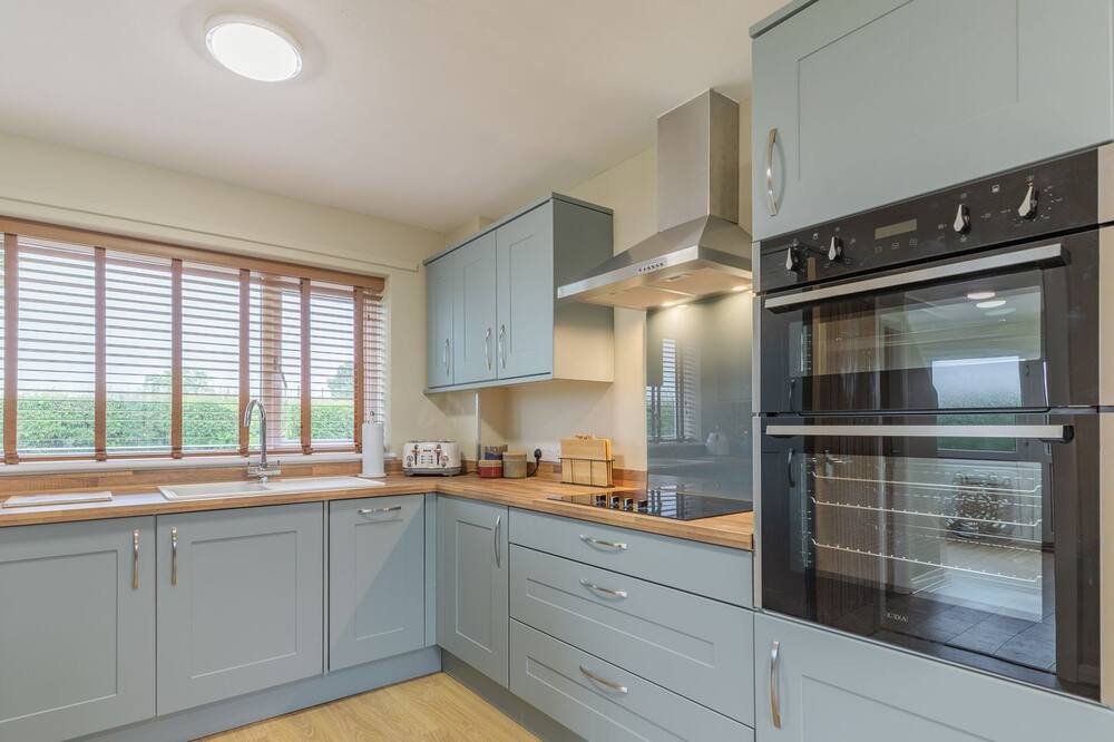 Photo of Kitchen in Church Minshull