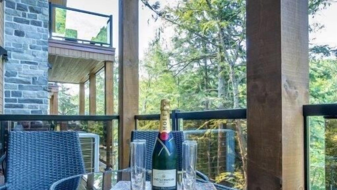 Photo of Patio Balcony in Mont-Tremblant
