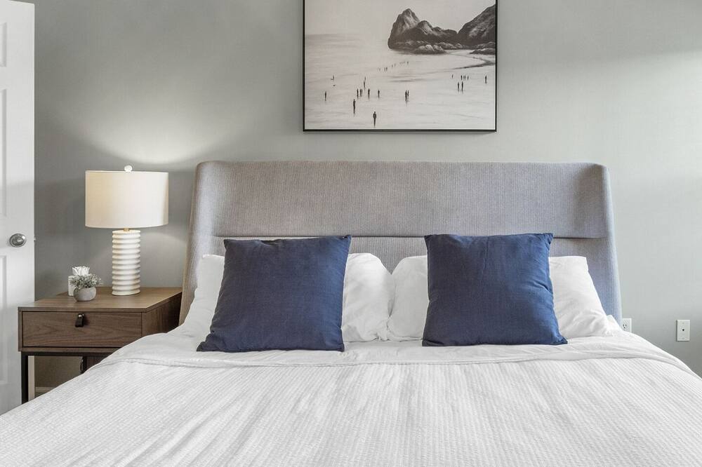 Photo of Bedroom in Midlothian