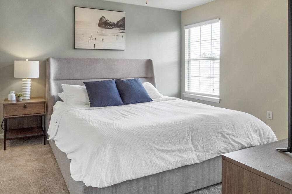 Photo of Bedroom in Midlothian