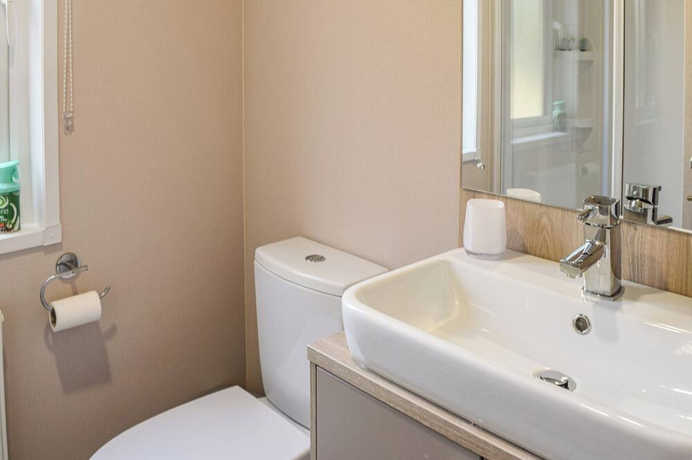 Photo of Bathroom in Duror