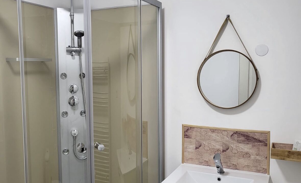 Photo of Bathroom in Chauny