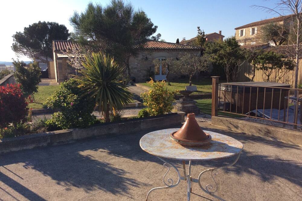 Photo of Outdoor in Saint-Maximin