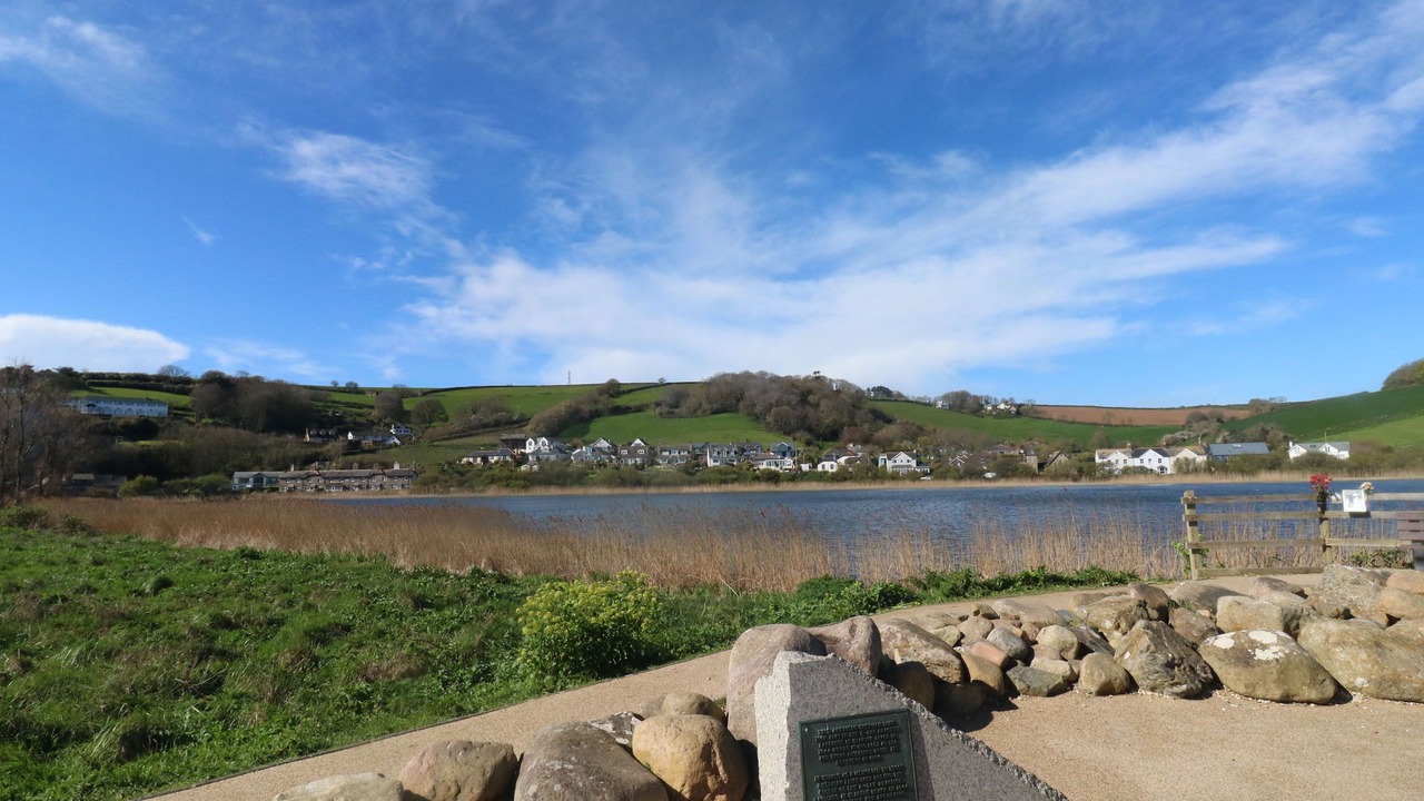 Photo of Others in Slapton