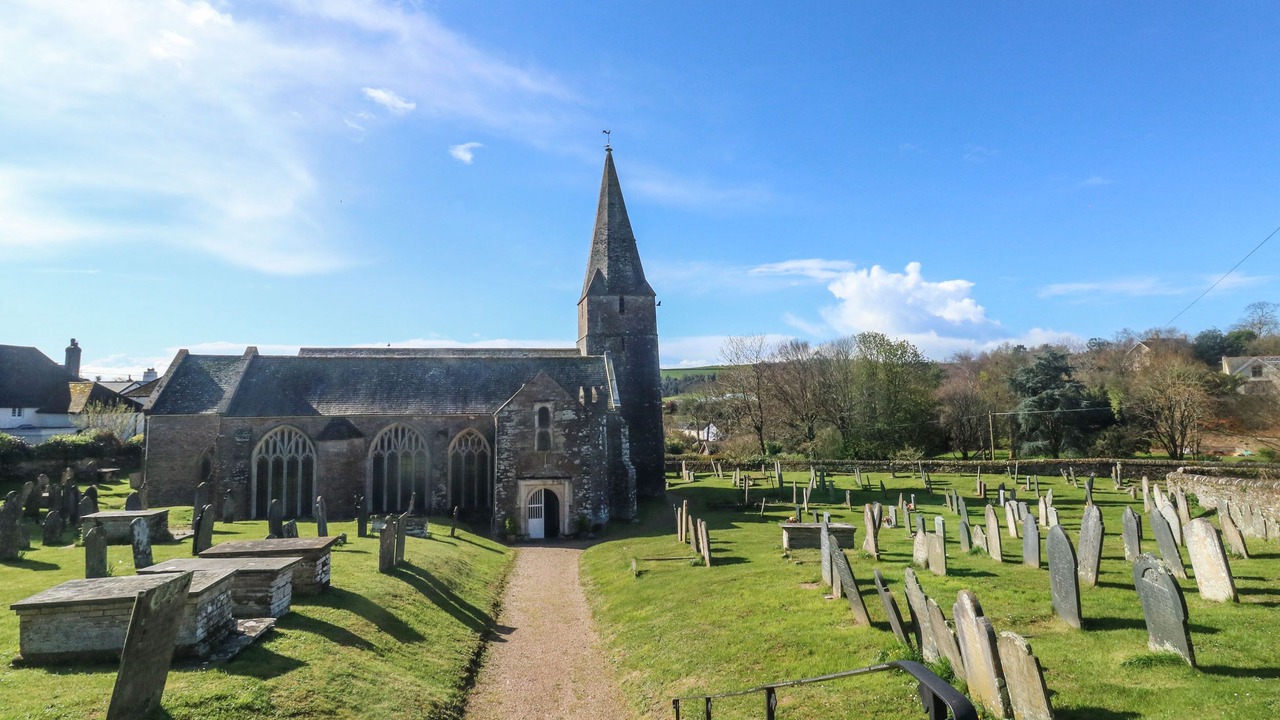 Photo of Others in Slapton
