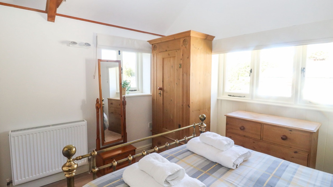 Photo of Others in Slapton