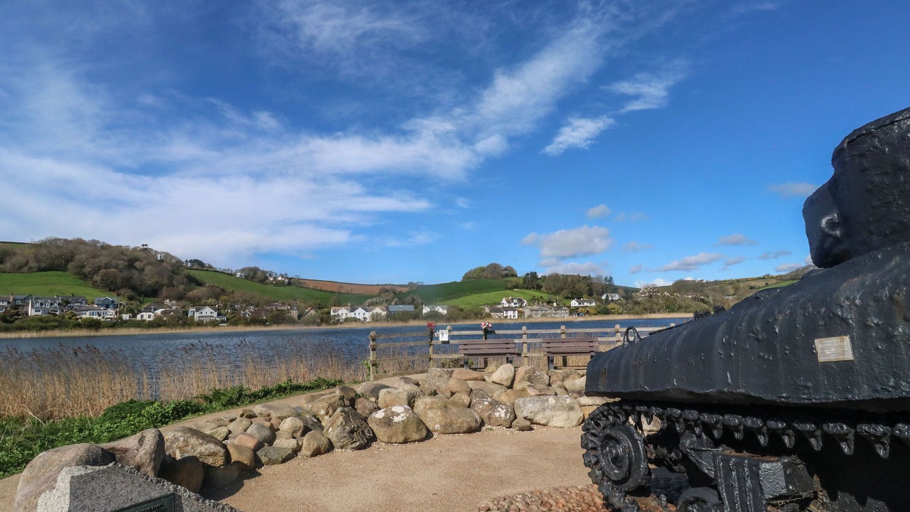 Photo of Others in Slapton