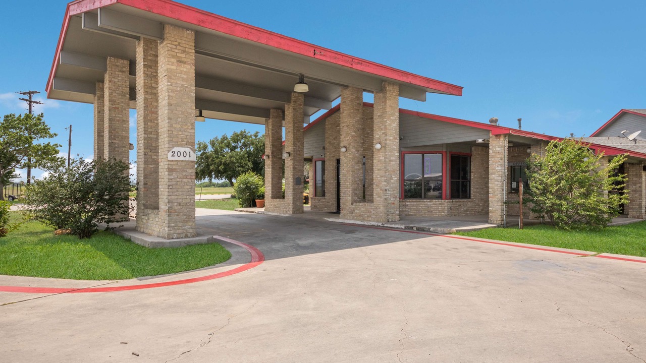Photo of Outdoor in Lockhart