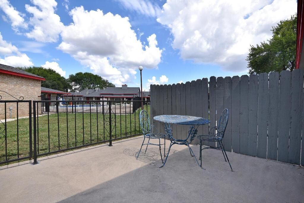 Photo of Outdoor in Lockhart